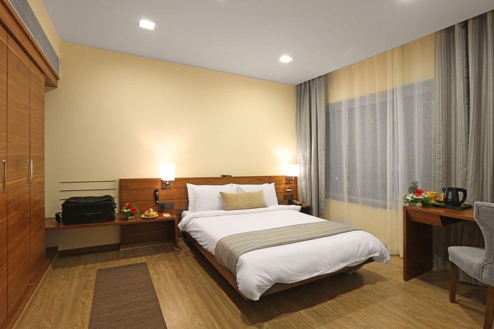 Temple Tree Hotel Shirdi Exterior foto