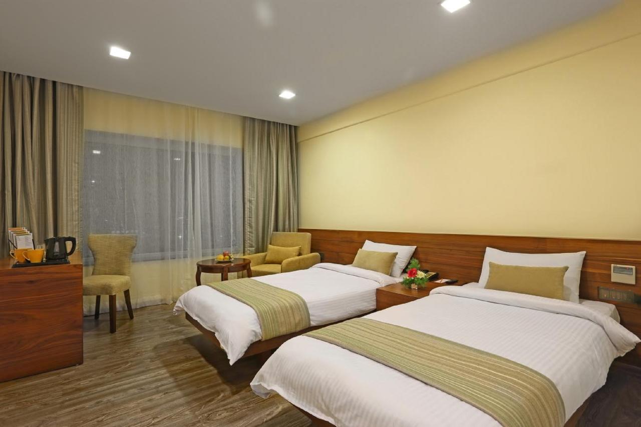 Temple Tree Hotel Shirdi Exterior foto